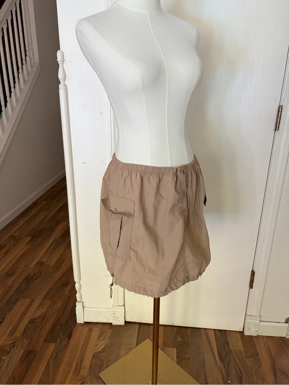 Beige/Tan Utility Cargo Mini Skirt, Neutral, Large, Like New